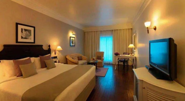 Номер Standard с видом на город Hotel Royal Orchid Bangalore