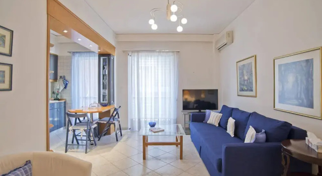 Апартаменты Blue Nest in Dafni With 1 Bedrooms and 1 Bathrooms
