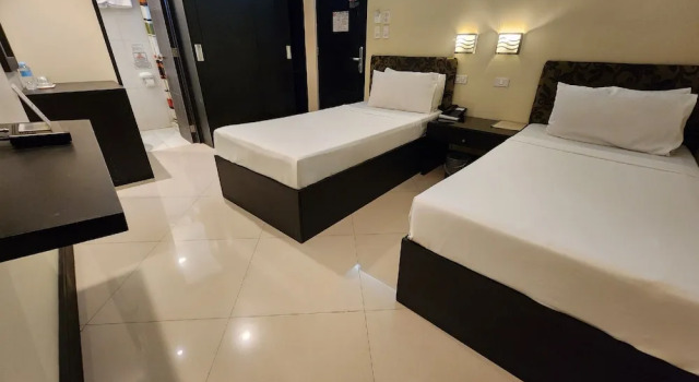 Двухместный номер Classic Green Glass Hotel