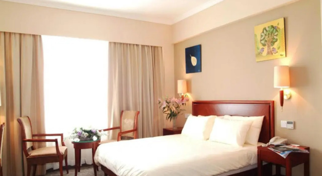 Greentree Inn Beijing Yanqing High Speed Railway Station Expo Express Hotel(89Km Away From Beijing City Center), Rezerwuj Hotel Yanqing Pekin