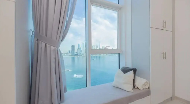 WelHome - Oceanfront Elegance 1BR Apt With Palm Sea Views, Забронировать Апартаменты/квартира Отели Дубая с парковкой, Парковка