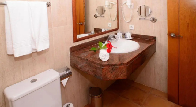 Трёхместный номер Standard Cala Llenya Resort Ibiza