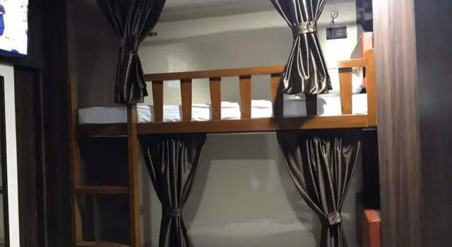 Asalpha Dormitory, Забронировать Отель Отели Мумбай с завтраком, Завтраки