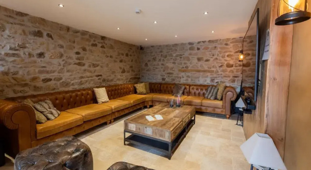 Farmhouse in Ardennes Near Coo Waterfalls, Забронировать Дом для отпуска Отели Труа-Пон с бассейном, Бассейн