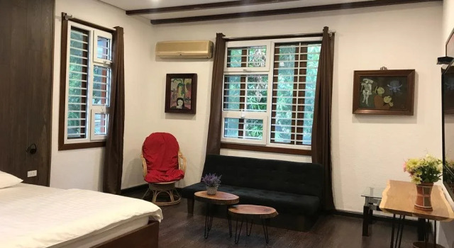 Elegant Studio Apartment