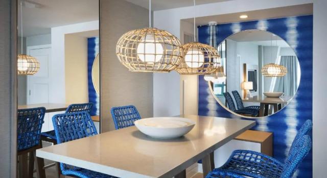 Двухместный люкс Diplomat Intracoastal View Signia by Hilton Diplomat Beach Resort