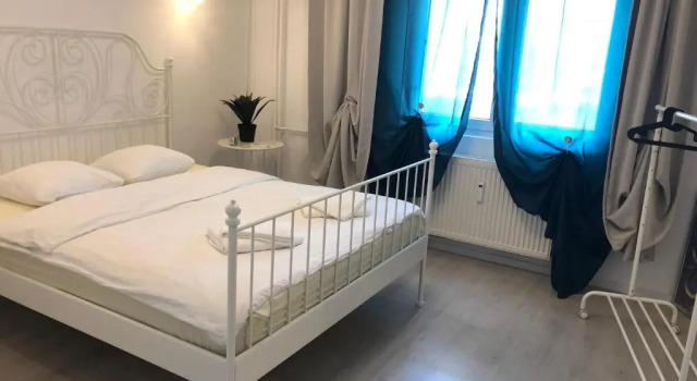 Апартаменты с балконом Green Apartment