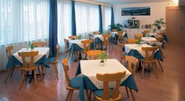 Continental, Prenota Hotel Hotel a Canton Berna con parcheggio, Parcheggio