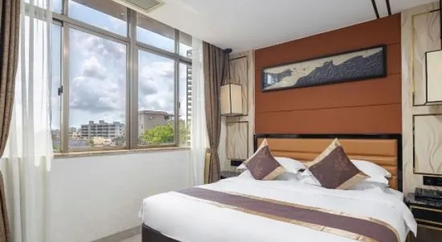 Люкс Business Chengjie Business Hotel (Wanning City Center High-speed Railway Station)