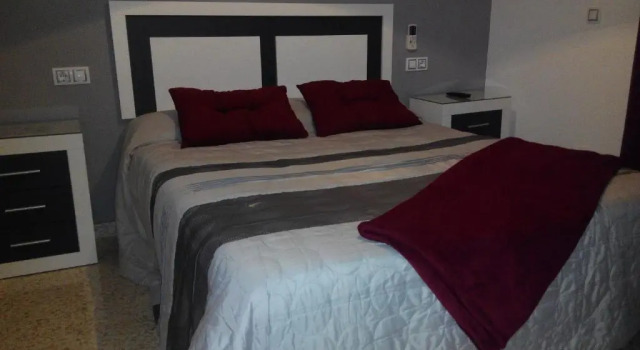 Люкс Hostal Ocaña
