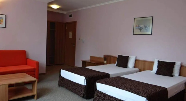 Полулюкс Hotel Real