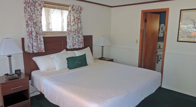 Номер Standard Rock Ledge Motel