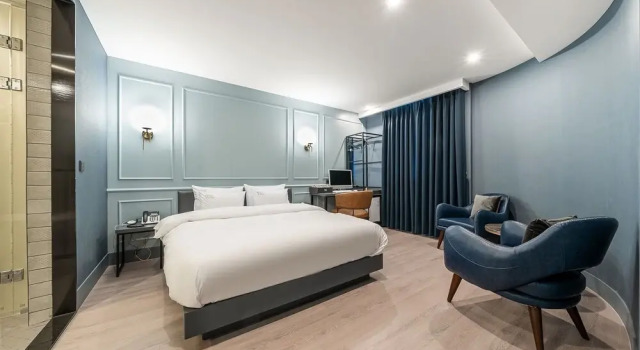 Namyangju Ninestone Hotel