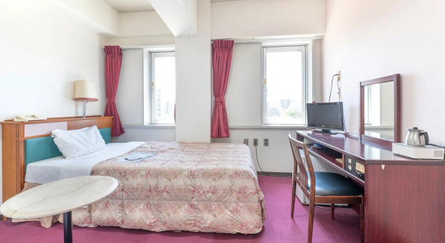 Hotel Sunpalace (Hiroshima Pref.), Rezerwuj Hotel Hotele w Chugoku z parkingiem, Parking
