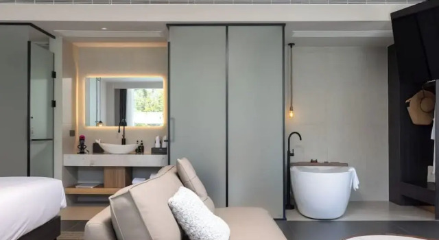Номер Deluxe Sanya Tufu Bay Scenic Yihai Hotel
