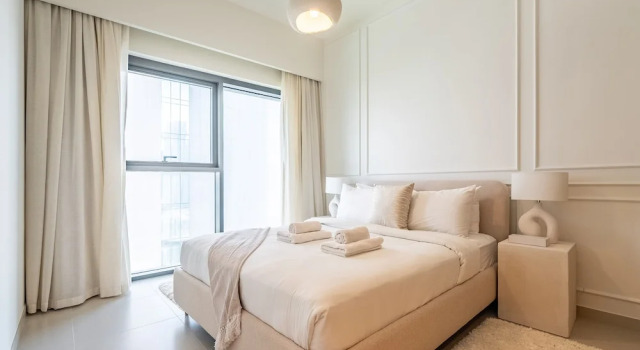Lavishly Elegant 2BR with Breathtaking Burj View, Забронировать Апартаменты/квартира Дубай Эмират Дубай, рядом с Дубайский аквариум