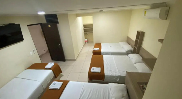 Четырёхместный номер Standard Hotel Ruiseñor Itagui