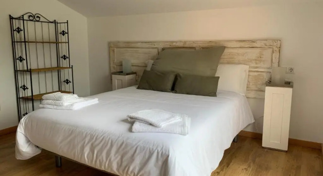 A cochera hostel, Book Hostel Hostels in Galicia, Hostel