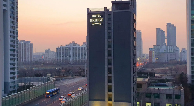 Номер Deluxe Отель Bridge 