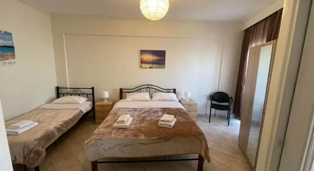 Nea Peramos Apartment 80m from the beach
