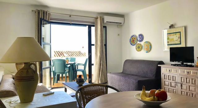 Dona Lola Miriam - Nice duplex 1 bedroom apartment with open sea views close to restaurants and bars between Marbella and Fuengirola - Costa del Sol - CS166, Забронировать Апартаменты/квартира Апартаменты Калаонда, Апартаменты/квартира