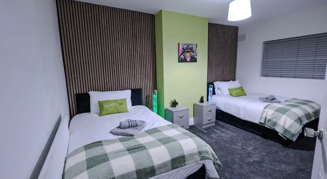 Коттедж Sleeps17 Bliss 7-bedroom Luxury Escape Birmingham