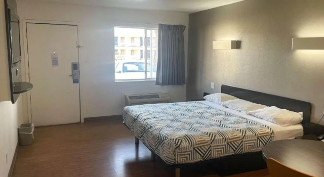Номер Standard Motel 6-Wichita Falls, TX - North