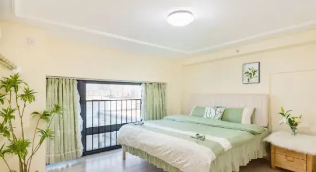 Люкс с 2 комнатами Guangzhou Nuanju Film and Television Theme Apartment