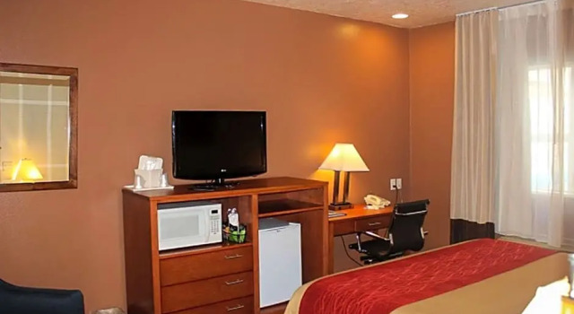 Люкс Superior Comfort Inn Richfield I-70