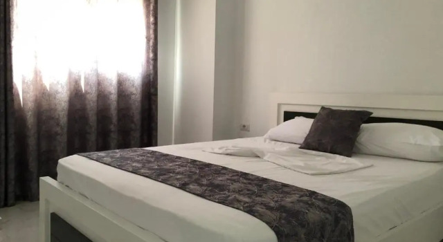 Eos ApartHotel, Забронировать Вилла Отели в центре Ксамил, в центре