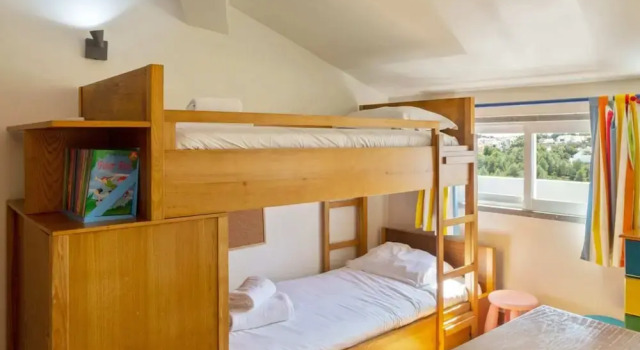 Lovely 2 Bedroom Duplex Apt w Terrace in Cascais, Rezerwuj Apartament Cascais 