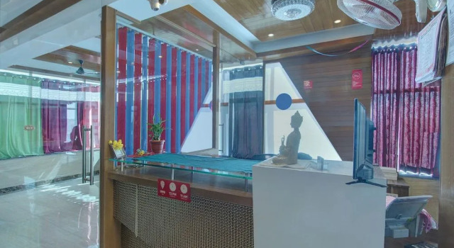 OYO 26981 Sharan Residency, Varaa Hotelli Hotellit Bangalore pysäköinnillä, Pysäköinti