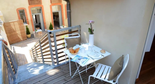 Апартаменты с балконом Le Clos des Salins