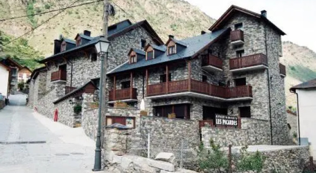 Apartamentos Les Picardes, Rezerwuj Apartament Espot Katalonia