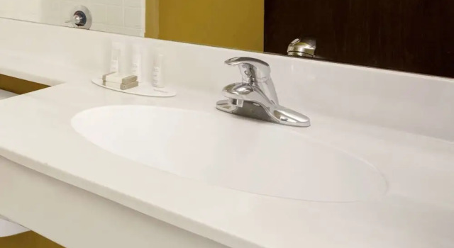 Двухместный люкс The Bertram Inn & Conf Ctr Trademark Collection by Wyndham