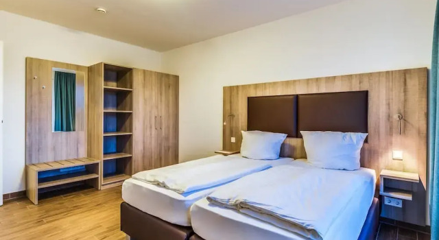 Luxuriose Ferienwohnung am Stormthaler See, Rezervați Hotel Großpösna 