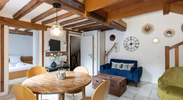 Апартаменты L'Escalier d'H - Duplex 3 in the city center - Normand Charm - Family stay