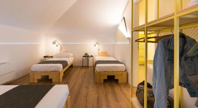 Четырёхместный номер Classic Gabanel Bike Hostel and B&B
