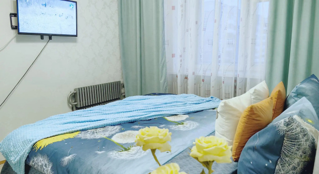 Апартаменты с балконом и с красивым видом из окна Апартаменты Like Home на Октябрьской 43