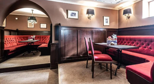 La Contessa Castle Hotel, Buchen Sie Hotel SPA-Hotels in Hewesch, SPA