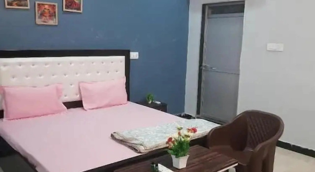 Hotel Anuj Palace l Near Ram Mandir