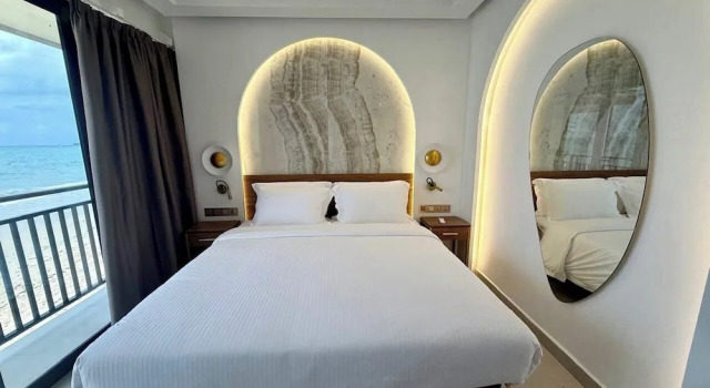 Coral Strand Smart Choice Hotel