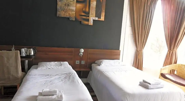 Трёхместный номер Standard Blossom Guest House