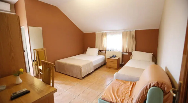 Hotel Akropoli, Забронировать Отель Тирана область Тирана