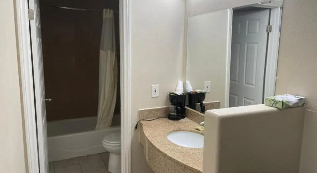 Семейный номер Standard Colony Inn