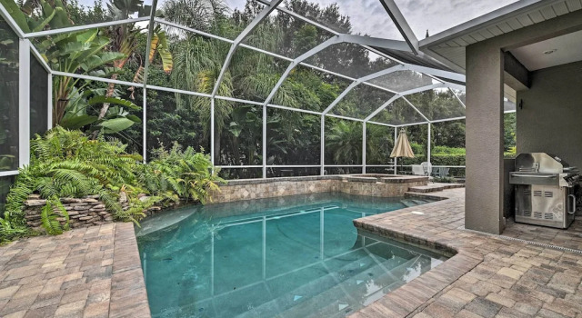 Коттедж Elegant Valrico Home ~ 15 Mi to Downtown Tampa!