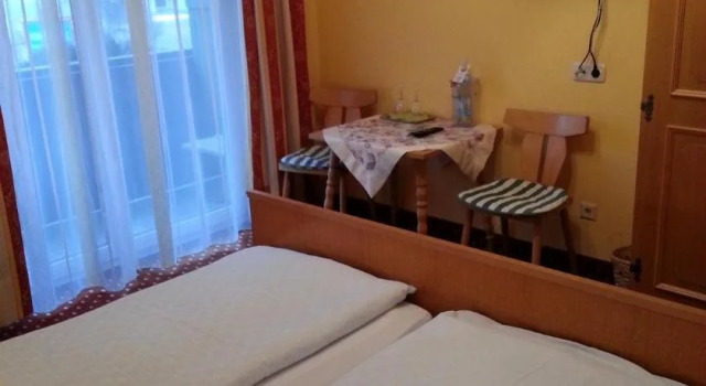 Gasthof Zur Post, Book Hotel Bad Goisern 