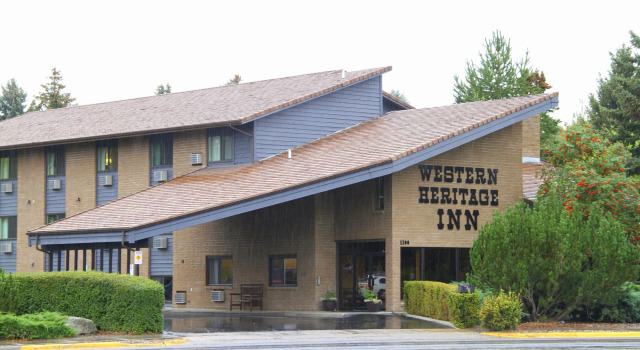 Western Heritage Inn Travelodge by Wyndham Bozeman, Забронировать Отель Бозман Bridger Bowl, рядом с Bozeman Deaconess Hospital