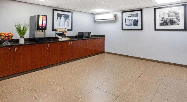 Super 8 by Wyndham Mount Laurel, Prenota Locanda Mount Laurel Philadelphia Metropolitan Area