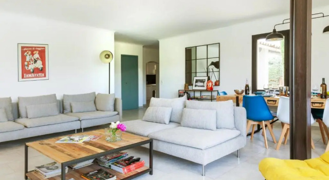 Belle Maison l'agave Contemporaine à 4KM de lourmarin